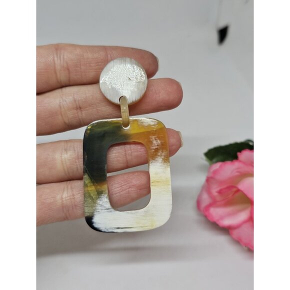 BUFFALO HORN Rectangle Dangle Drop Stud Statement EARRINGS Brown White Beige - Picture 10 of 10